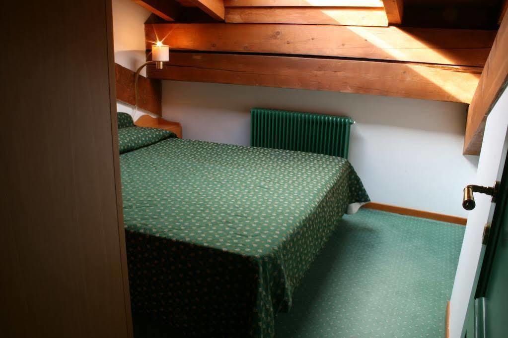 Residence Hotel Sport Campiglio Madonna Eksteriør billede